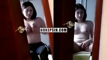Ngintip Kakak Cantik Dikasih Lihat Semua Memek Basah Muncrat